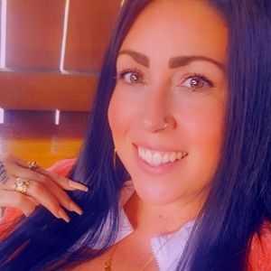 Meet your Posher, Carolee